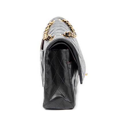 CHANEL 
Timeless Classique double flap