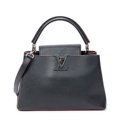 LOUIS VUITTON
Capucines