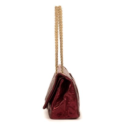 CHANEL
Large 2.55 reedition bag in burgundy...