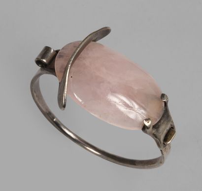 Work from the 60s
Rose quartz silver bracelet
hallmarked
Gross...