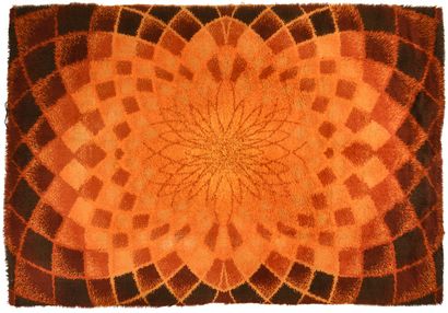 Work 1960
Wool carpet with radiant orange...