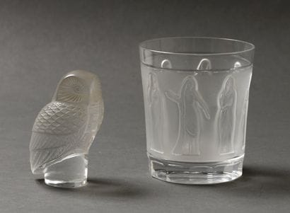 LALIQUE FRANCE
Small SUJET in pressed-molded...
