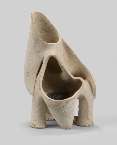 Work from the 1960s
Free-form lamp in beige...