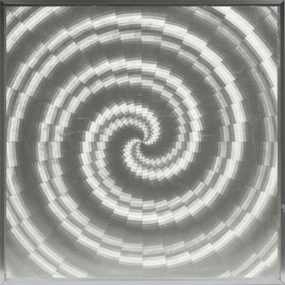 Work 1970
Kinetic panel in chromed metal...
