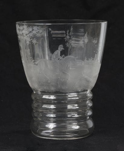 Work of the 1930s
Translucent crystal vase...