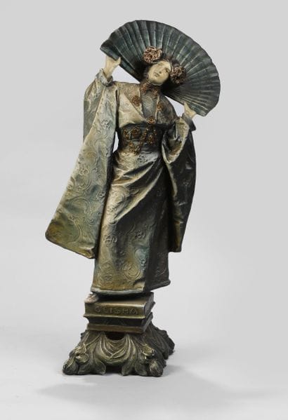 Work 1900
Geisha 
Sculpture in patinated...