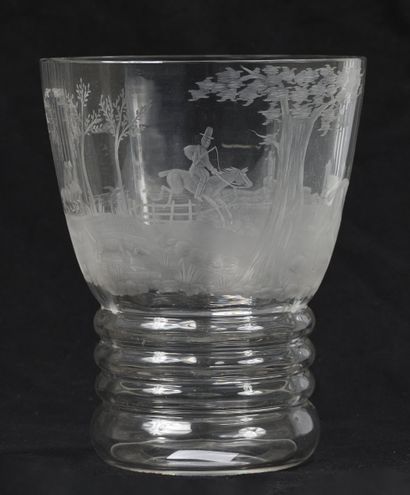 Work of the 1930s
Translucent crystal vase...