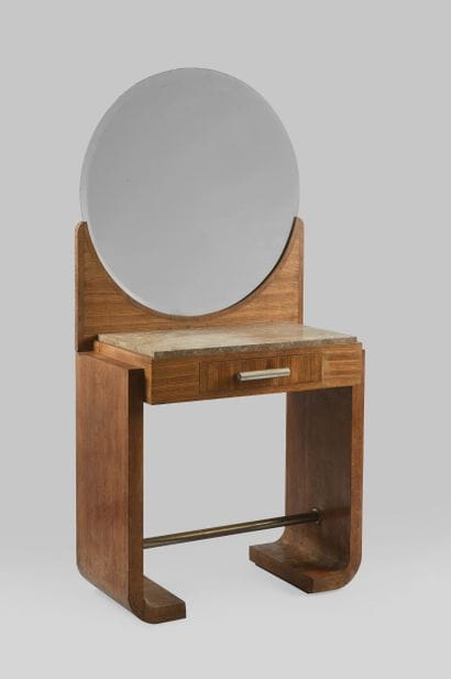 Work of the 1930s
Dressing table in rosewood...