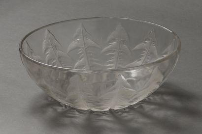 René LALIQUE (1860-1945)
Pressed-molded glass...