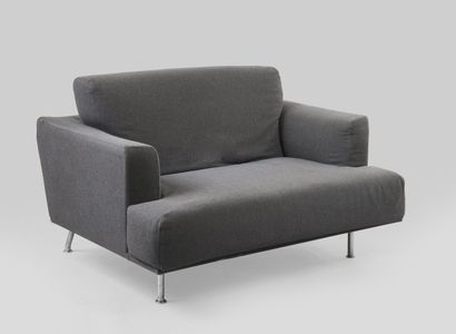 Cassina Editor
Armchair
Signed 
78 x 120...