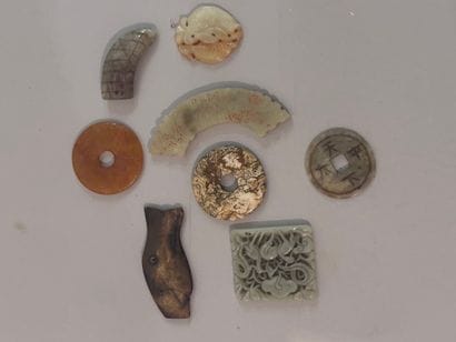 CHINA - Set of eight decorative ELEMENTS...