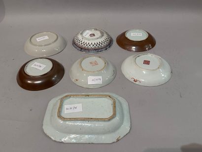 Set in PORCELAIN comprising: six various...