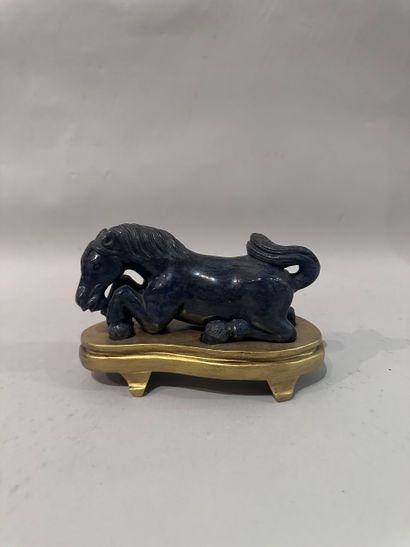CHINA - Hard stone SUBJECT decorated with...