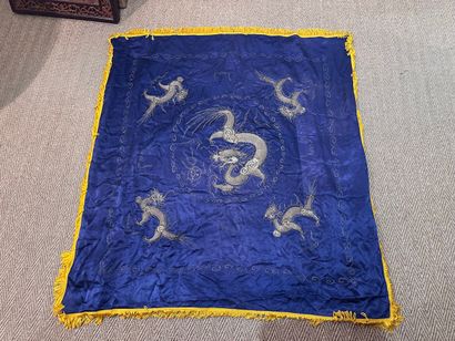 CHINA - Gilded embroidered silk ETOLE with...