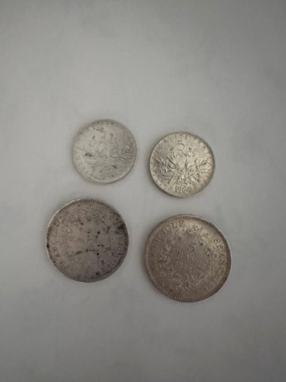 Two 5-franc PIECES Hercule 1873 and two 5-franc...