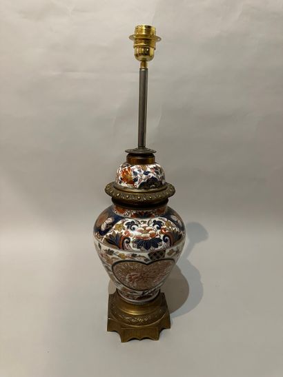 Porcelain baluster vase with imari decoration...