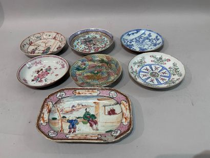 Set in PORCELAIN comprising: six various...