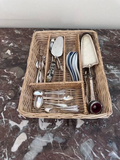 MANNETTE of silver-plated cutlery including...