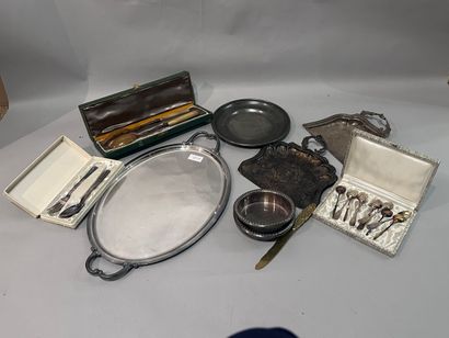 SILVER METAL HANDKERCHIEF, TIN, including:...