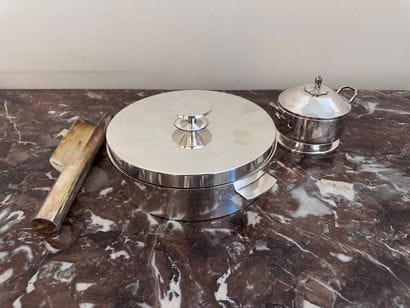 SILVER METAL HANDKERCHIEF including: Vegetable...