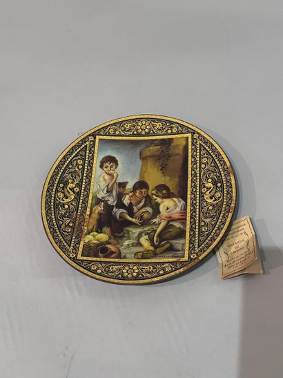 Tripod metal CUP, gilded in 24K gold and...