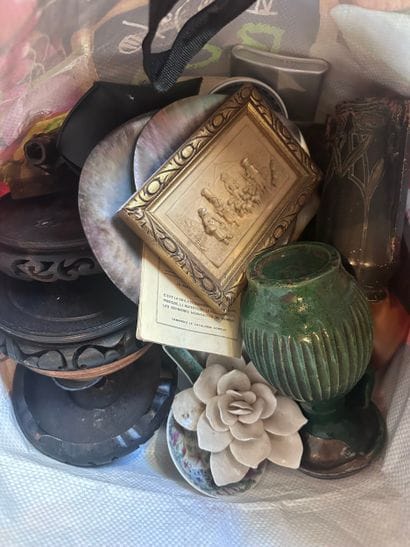 MANNETTE of various display items: limestone...