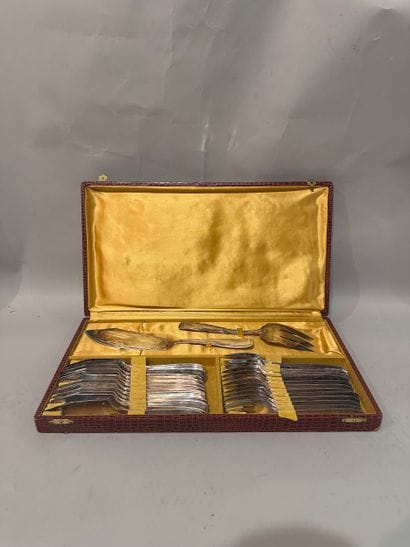 SILVER METAL HANDKERCHIEF, TIN, including:...