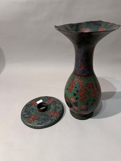 JAPAN - Large cloisonné baluster VASE with...