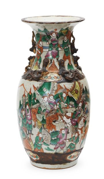 CHINA, Nanjing - 19th century
Polychrome...