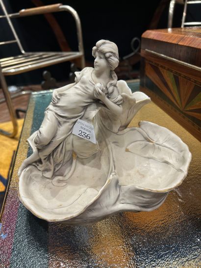 ROYAL DUX Bohemia
Vide-poches en porcelaine...