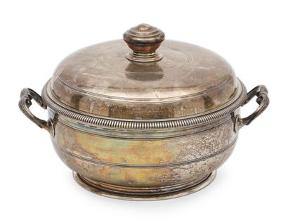 PUIFORCAT
Covered LEGUMIER on pedestal in...