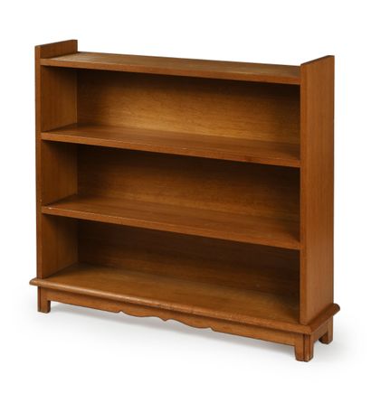 French work
Small oak veneered bookshelf...