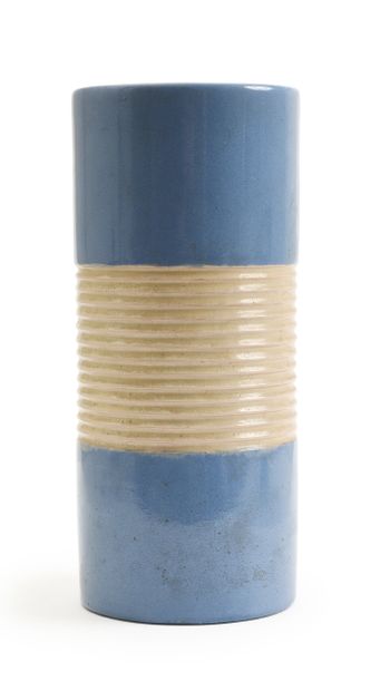 LA MAITRISE
Blue and beige glazed ceramic...