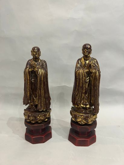 VIETNAM - Late 19th century
Two wooden monks...