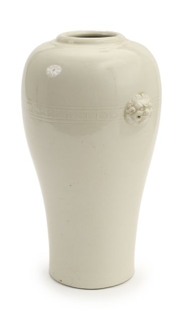 CHINA, Dehua - 19th century
White-glazed...
