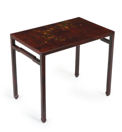 20th-Century Piece
Coffee table made of burgundy-lacquered...