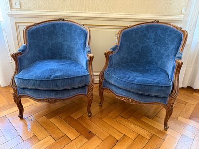 Pair of shepherds' chairs in natural wood,...