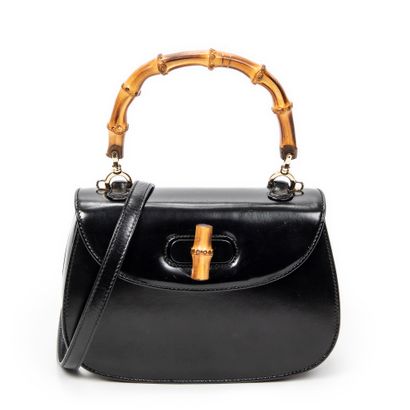 GUCCI 
Sac vintage «Bamboo» en cuir noir,...