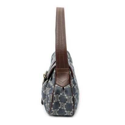 CELINE
Sac à main porté épaule en toile denim...