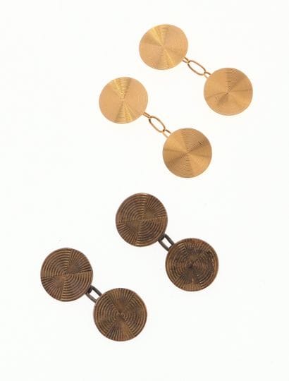 Paire de boutons de manchettes en or jaune...