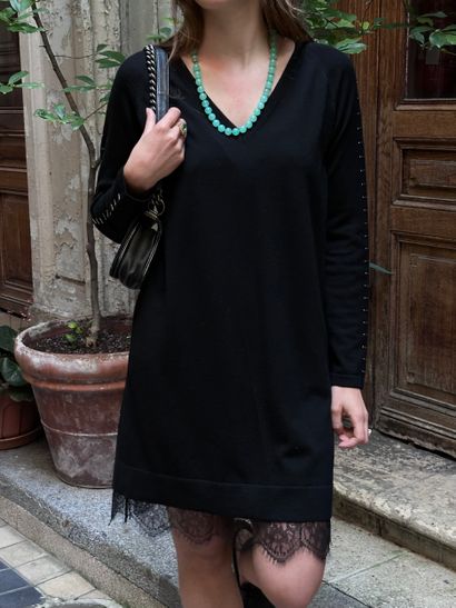 Georges REICH
Robe pull noire à manche longue...