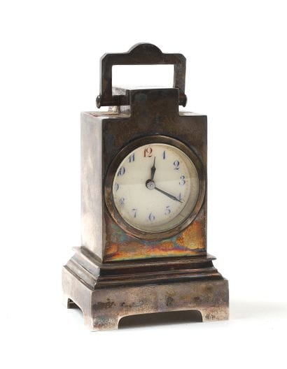 PENDULETTE en argent 935/°° anglais. Poids...
