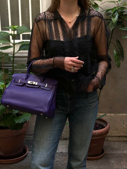Christian DIOR
Blouse chemisier en tulle...