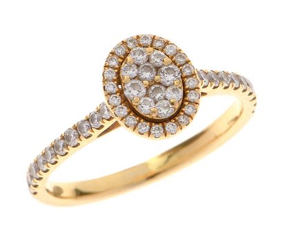 Bague
en or jaune 18k 750°/°°, le plateau...