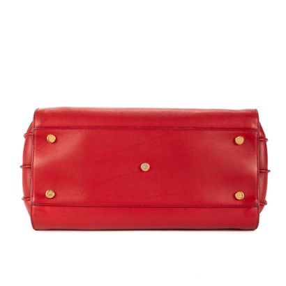 YVES SAINT LAURENT 
Sac modèle 