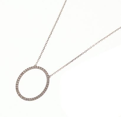 Collier
en or blanc 18k 750°/°°, le pendentif,...