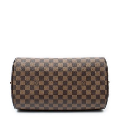 LOUIS VUITTON
Sac modèle 