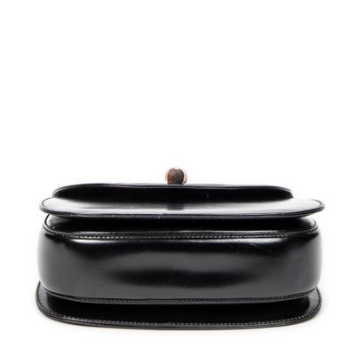 GUCCI 
Sac vintage «Bamboo» en cuir noir,...