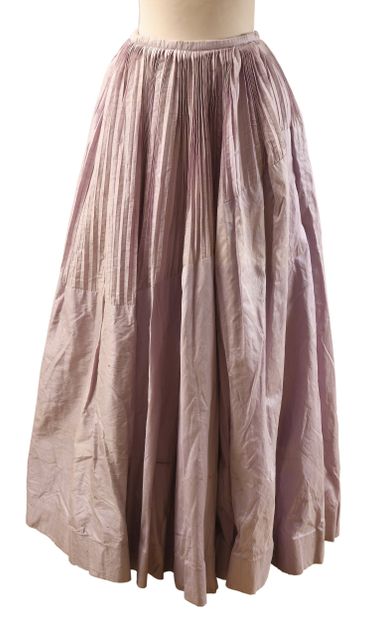 Ample jupe du soir 
en soie shantung Lila,...