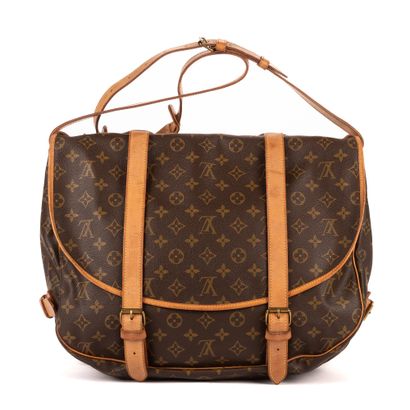 LOUIS VUITTON
Très grand sac modèle 